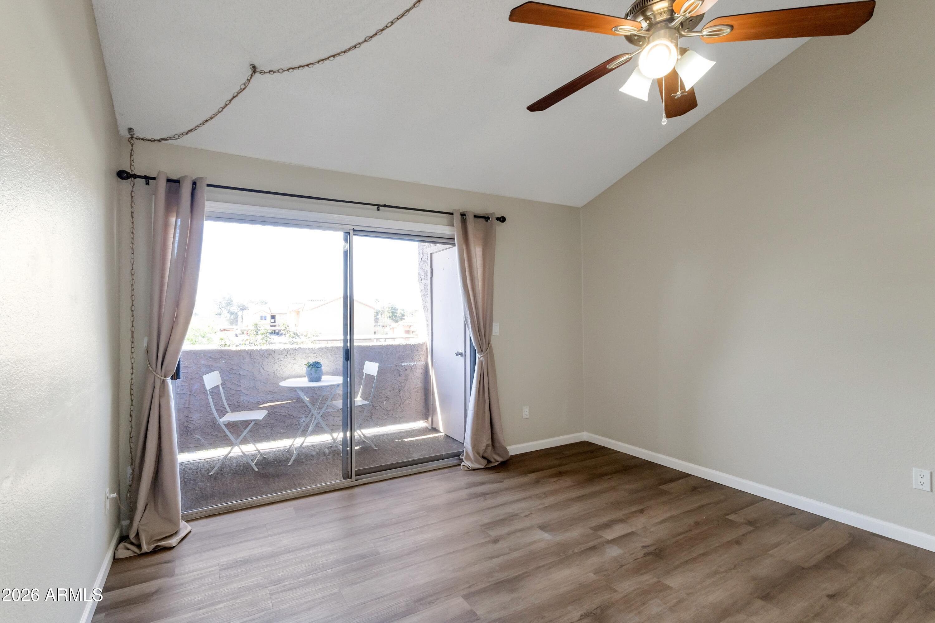 623 West Guadalupe Road, Unit 214 Mesa, AZ 85210 - Photo 7 of 22 7-livingroom