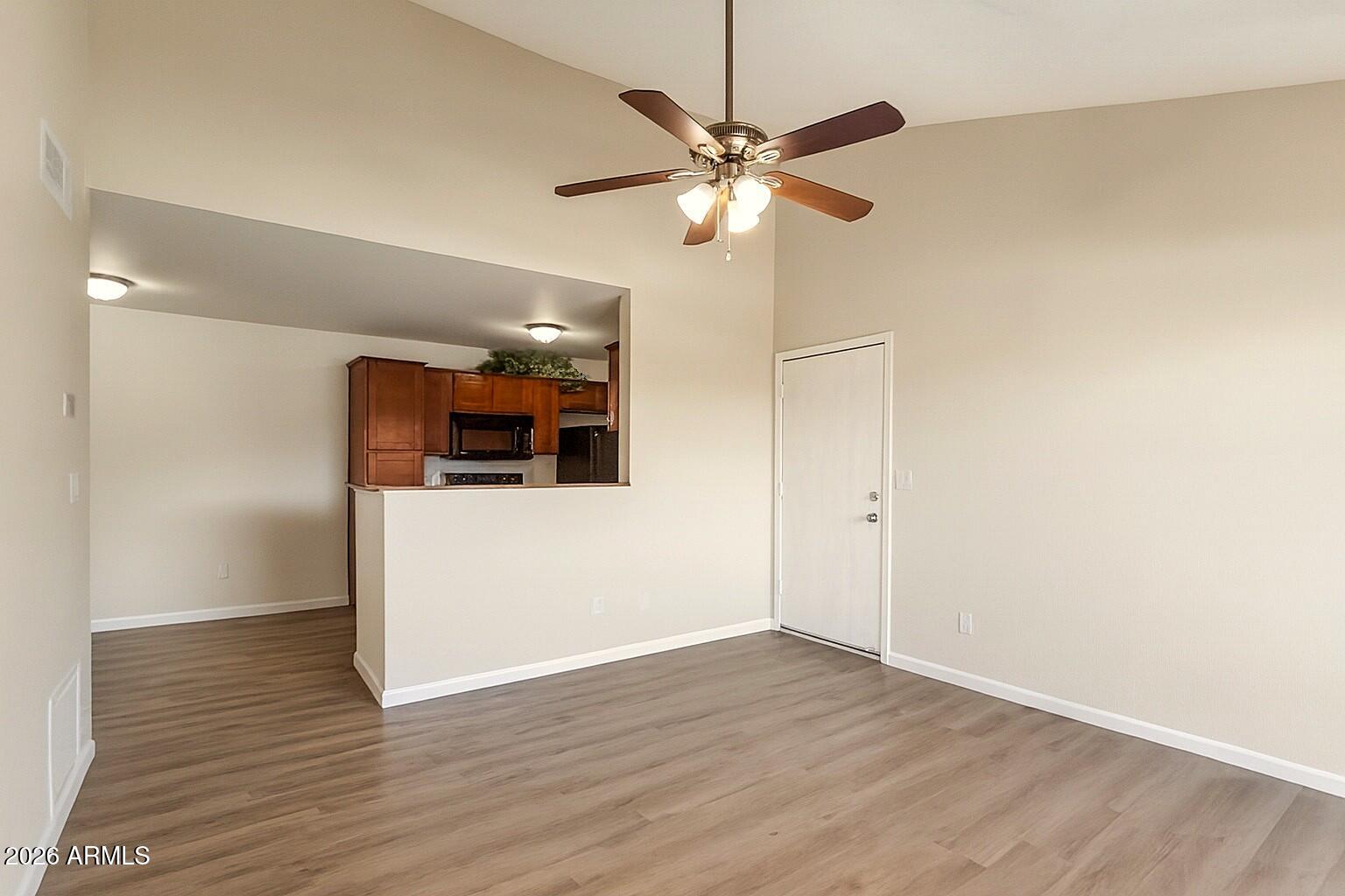 623 West Guadalupe Road, Unit 214 Mesa, AZ 85210 - Photo 8 of 22 7-livingroom2