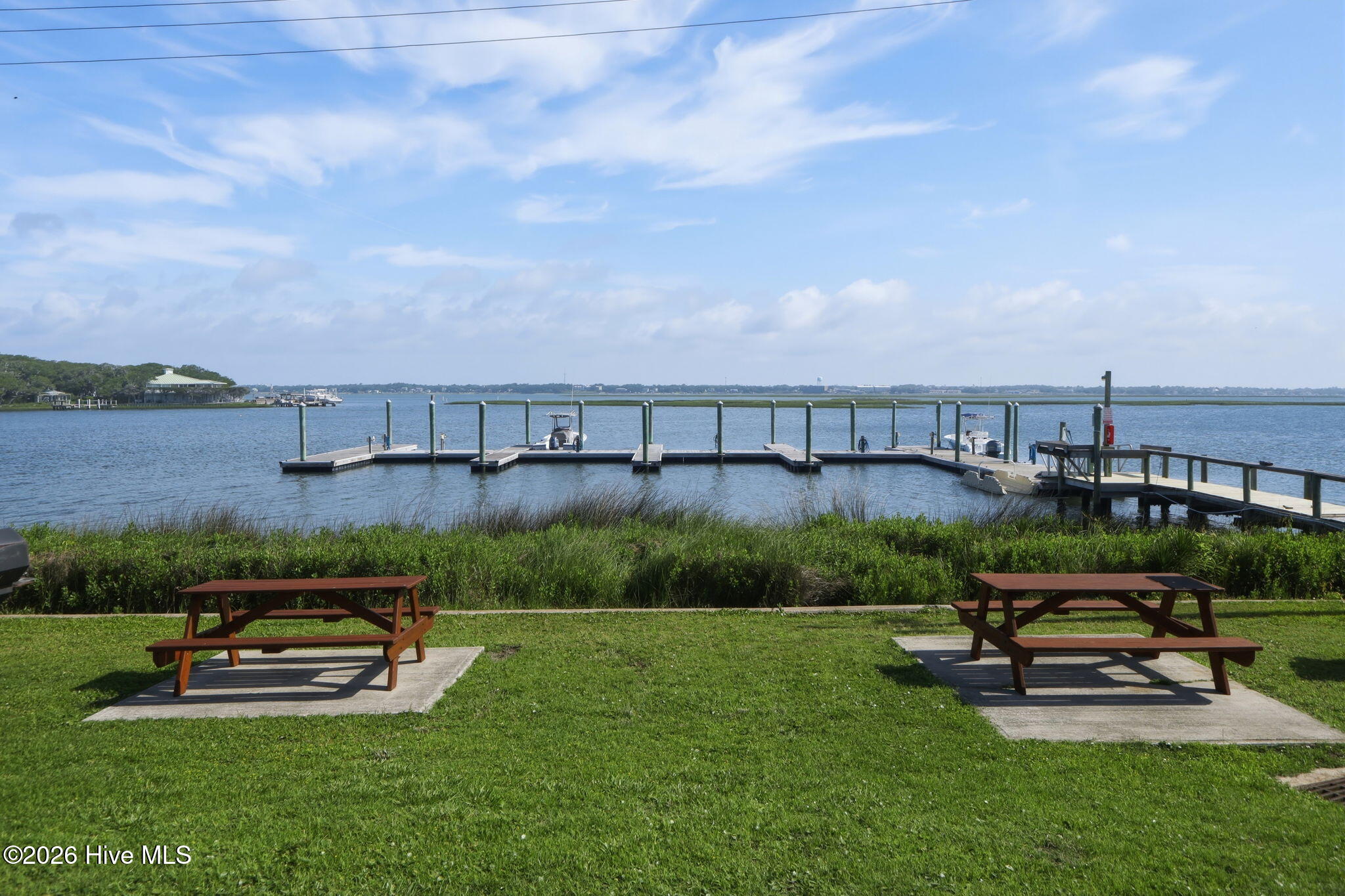 1918 West Fort Macon Road, Unit 233 BOGUE SHORES CONDOMIN Atlantic Beach, NC 28512 - Photo 17 of 23 3-web-or-mls-1S3A3567