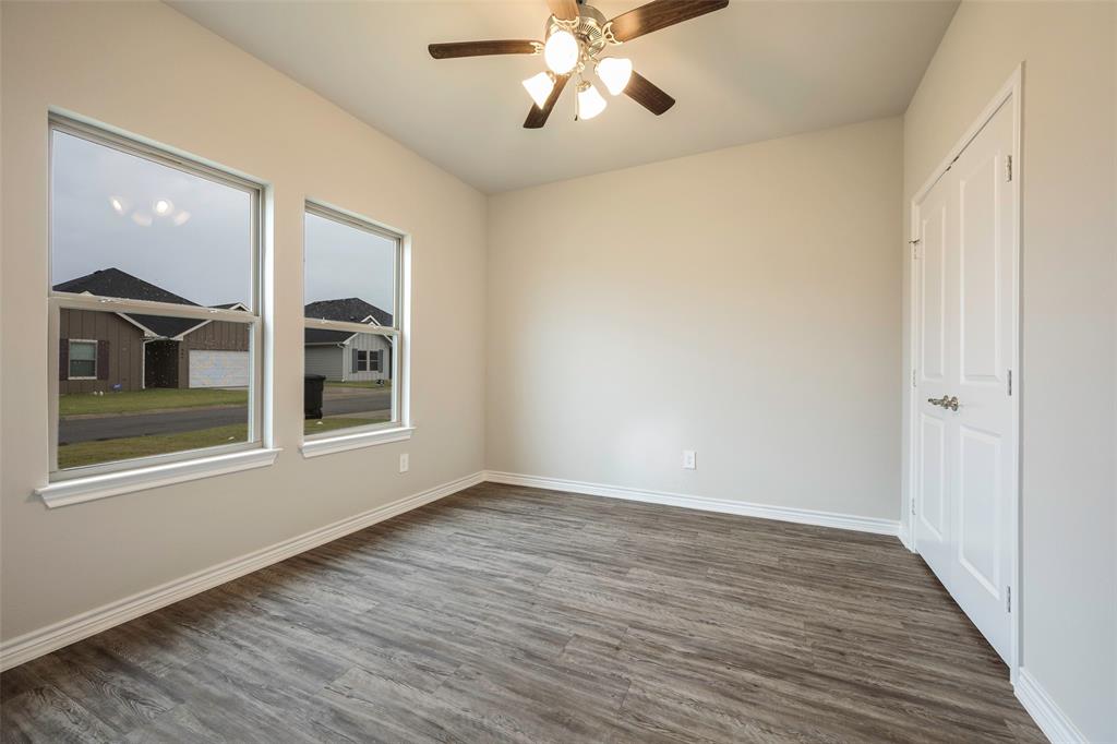 346 Preston Road Mabank, TX 75147 - Photo 5 of 21