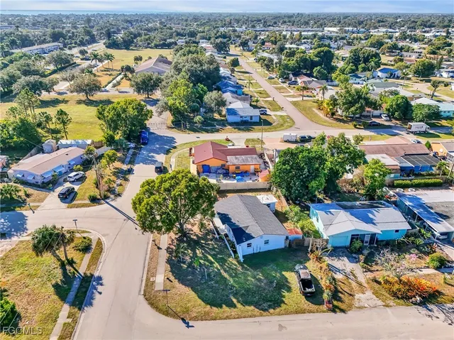 $278,900 | 853 Java Plum Avenue, North Fort Myers, FL 33903