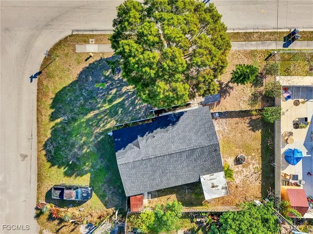 $278,900 | 853 Java Plum Avenue, North Fort Myers, FL 33903