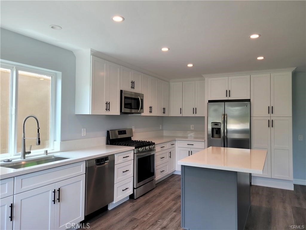 1485 Surrey Heights Fallbrook, CA 92028 - Photo 2 of 35