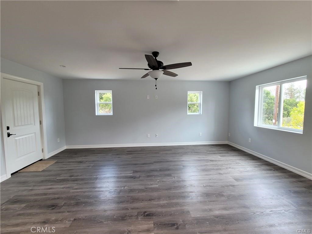 1485 Surrey Heights Fallbrook, CA 92028 - Photo 2 of 11