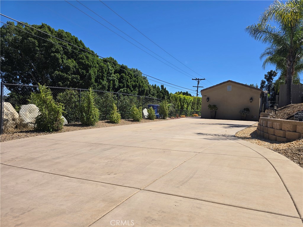 1485 Surrey Heights Fallbrook, CA 92028 - Photo 32 of 35