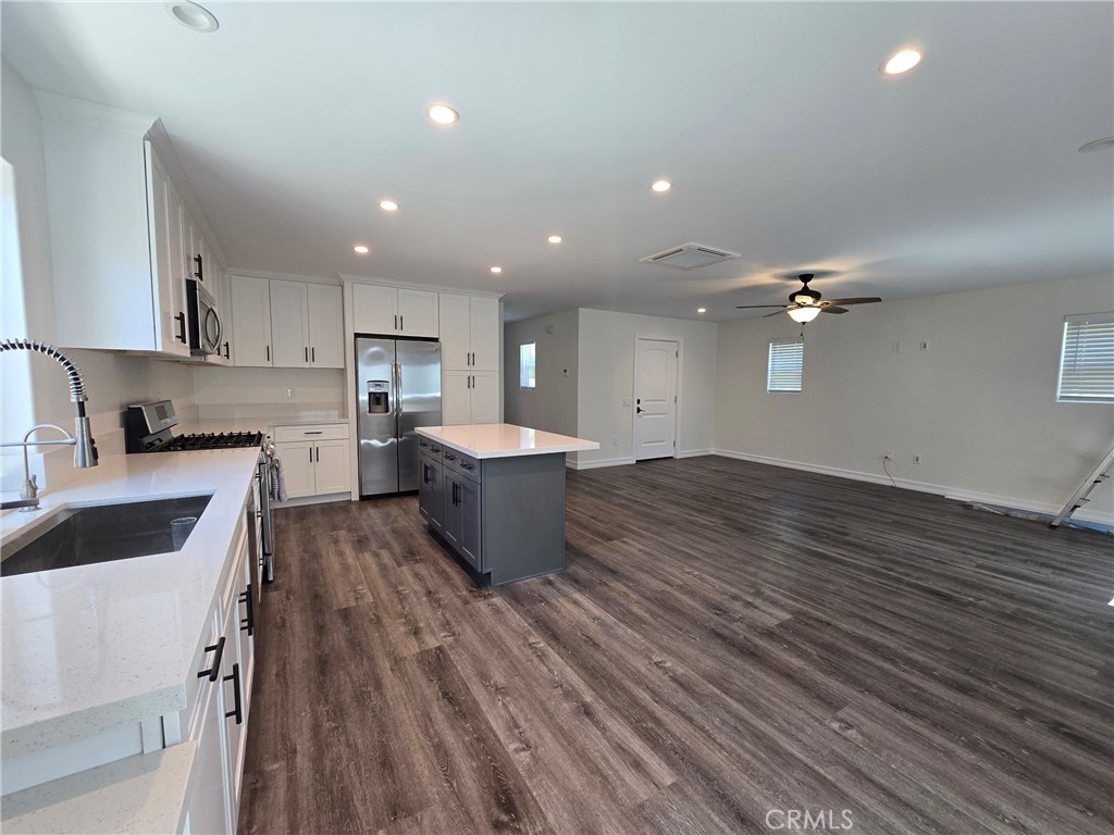 1485 Surrey Heights Fallbrook, CA 92028 - Photo 6 of 35