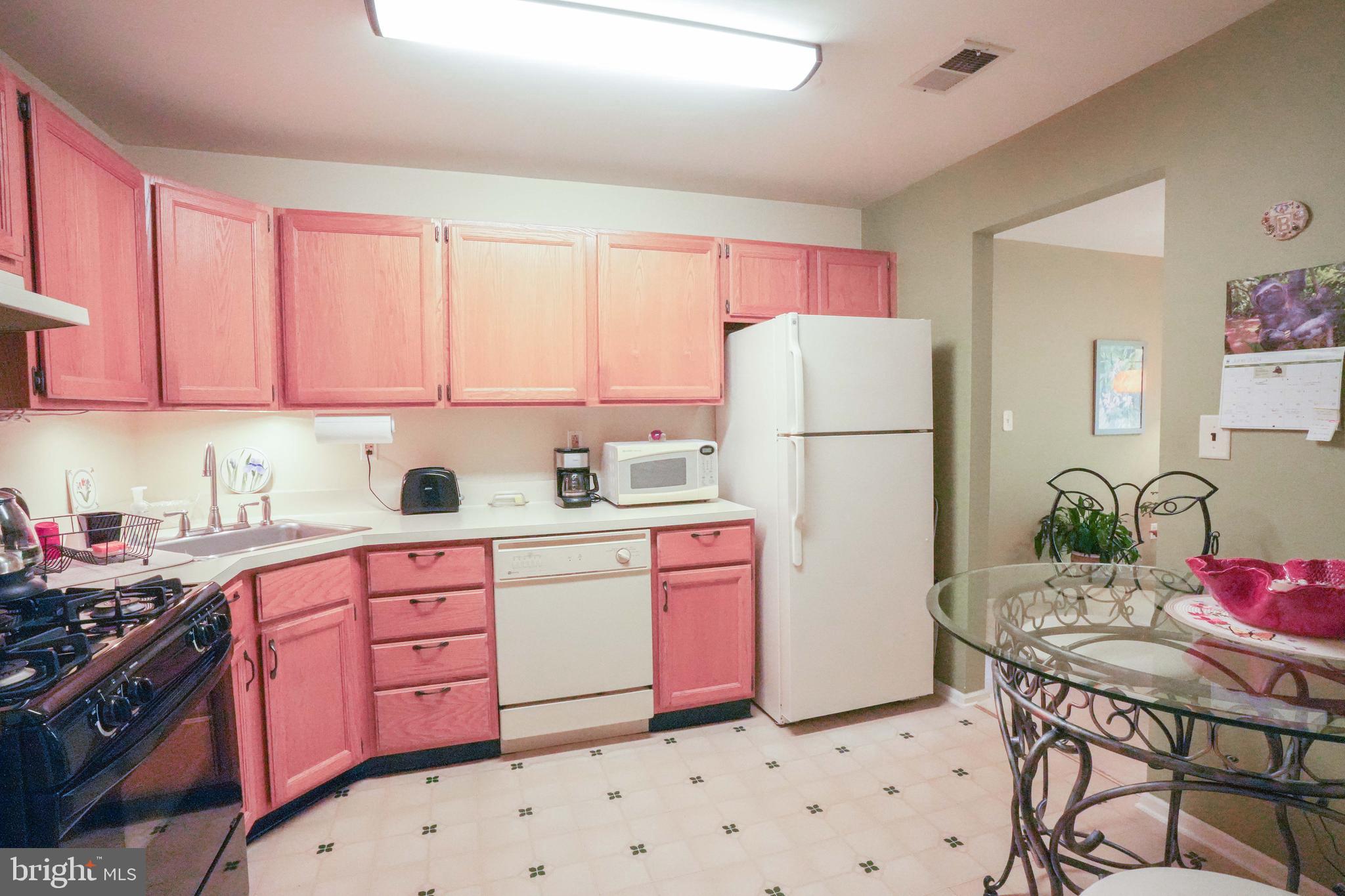 381 Silvia Street Ewing, NJ 08628 - Photo 12 of 20 Kitchen has space for dinette/ access to Dining