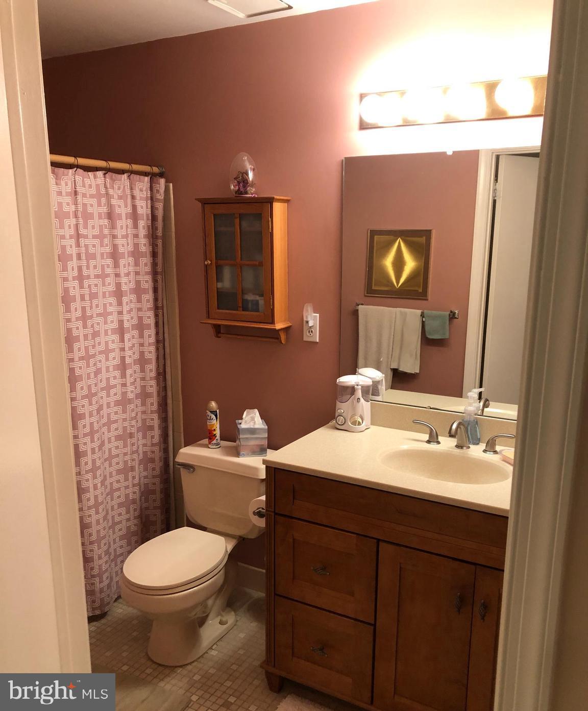 381 Silvia Street Ewing, NJ 08628 - Photo 18 of 20 Primary Bedroom's en-suite full bath