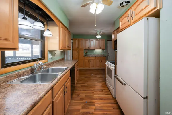 $219,900 | 5105 Ann Hackley Drive, Fort Wayne, IN 46835