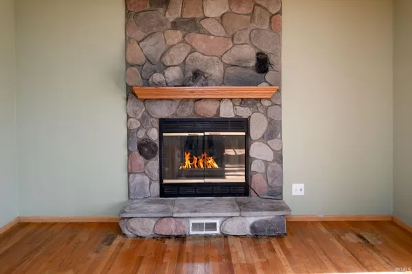 $219,900 | 5105 Ann Hackley Drive, Fort Wayne, IN 46835