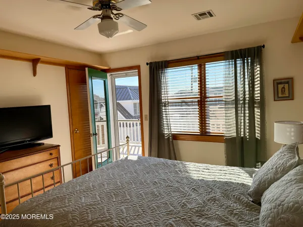 $5,000 | 275 Beach Front, Manasquan, NJ 08736