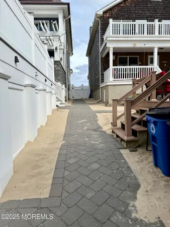 $5,000 | 275 Beach Front, Manasquan, NJ 08736