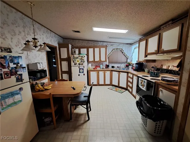 $270,000 | 223 Pine Lane, Clewiston, FL 33440