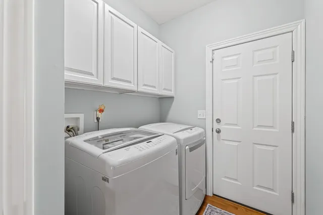 $425,000 | 512 Prairie Ln Drive, Monticello, IL 61856