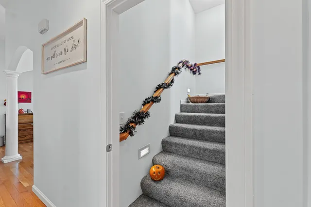 $425,000 | 512 Prairie Ln Drive, Monticello, IL 61856