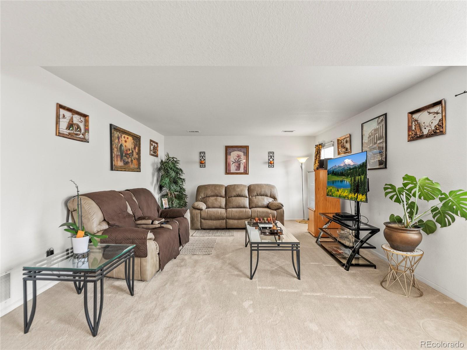 4906 Perth Street Denver, CO 80249 - Photo 5 of 26 Gallery Image 5