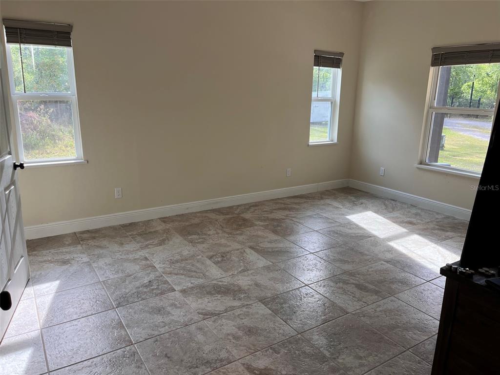 456 Baron Road Orlando, FL 32828 - Photo 12 of 29