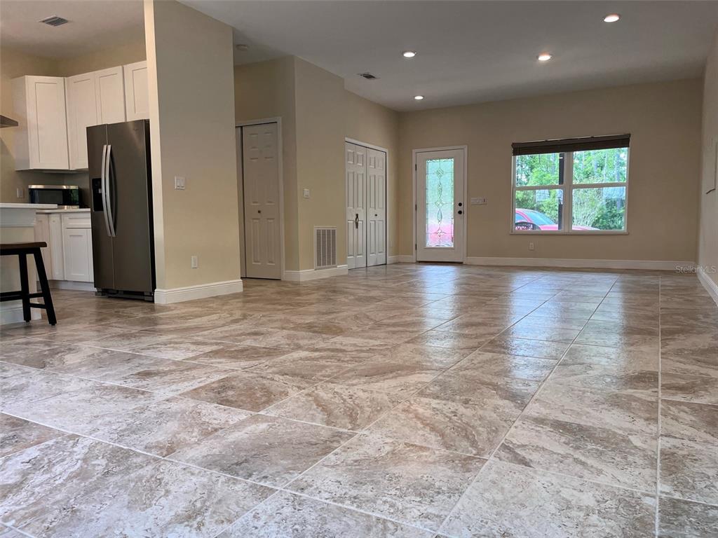 456 Baron Road Orlando, FL 32828 - Photo 4 of 29