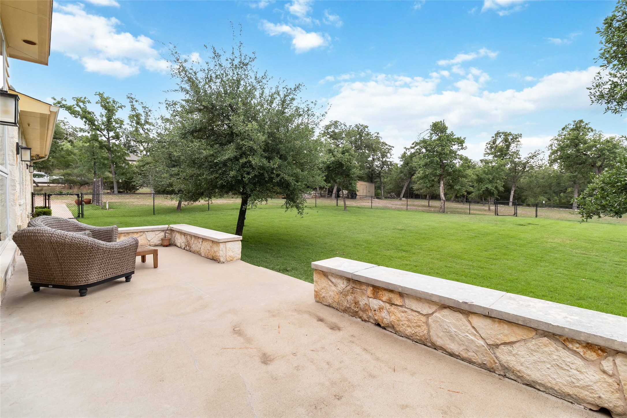 129 Powder Horn Road Bastrop, TX 78602 - Photo 25 of 27 View of patio / terrace