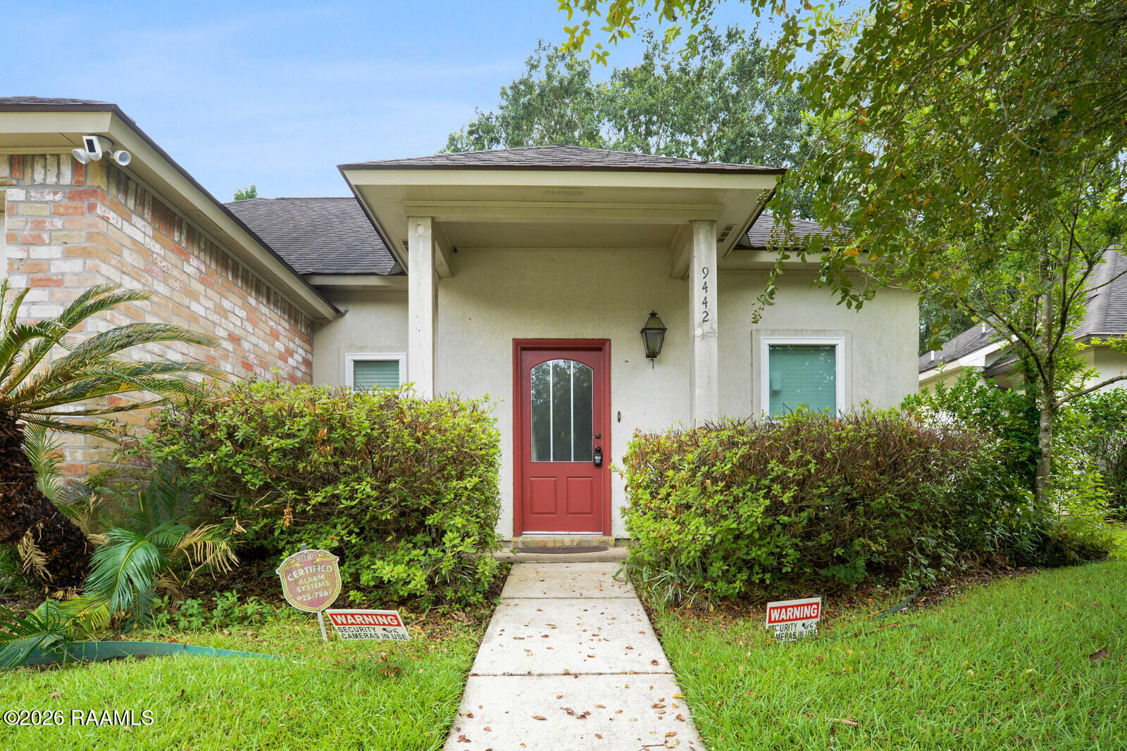 9442 Boone Avenue Baton Rouge, LA 70810 - Photo 2 of 20 002_1600x1067_mls (1)