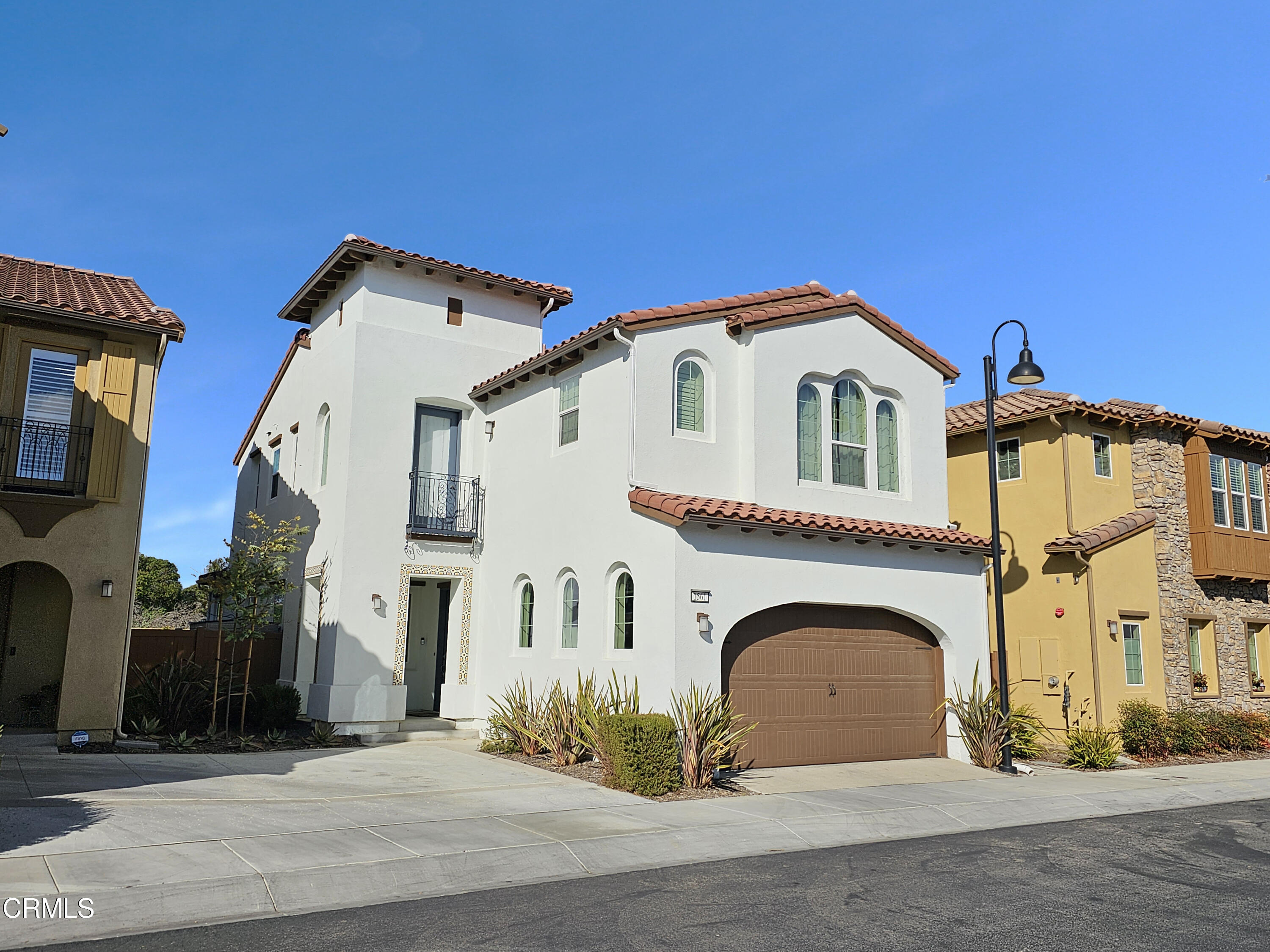 1561 Thorpe Trail Oxnard, CA 93036 - Photo 2 of 35 Thorpe Trl 2