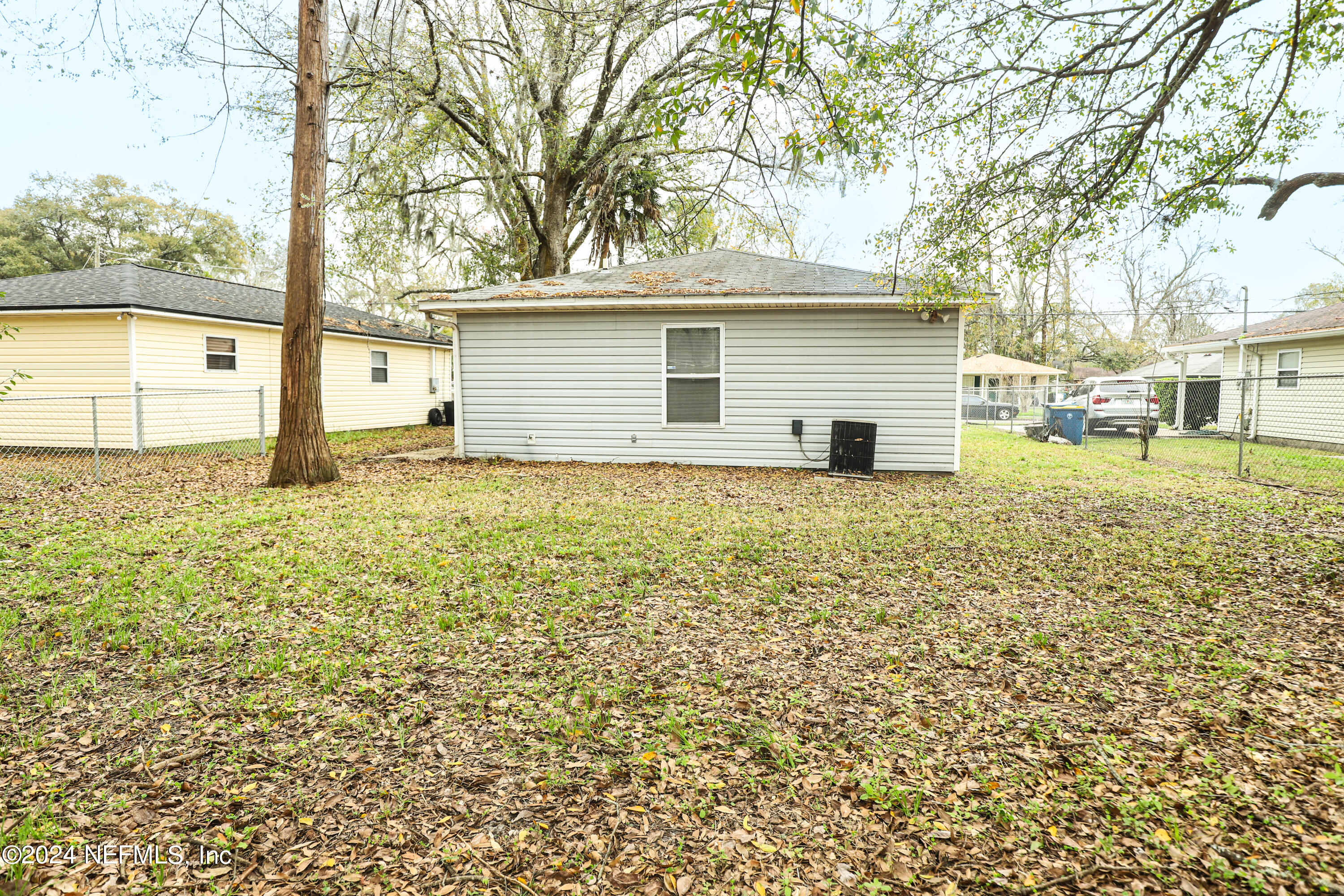 2119 Tuskegee Road Jacksonville, FL 32209 - Photo 11 of 11 Listing-3