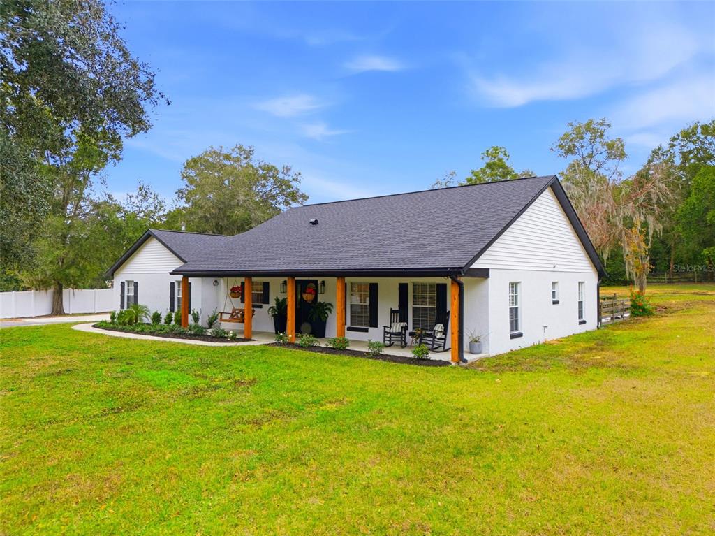 37403 Phelps Road Zephyrhills, FL 33541 - Photo 35 of 37 Gallery Image 35