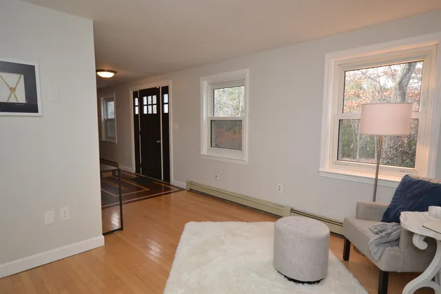 $675,000 | 116 Nashua Road, Bedford, NH 03110