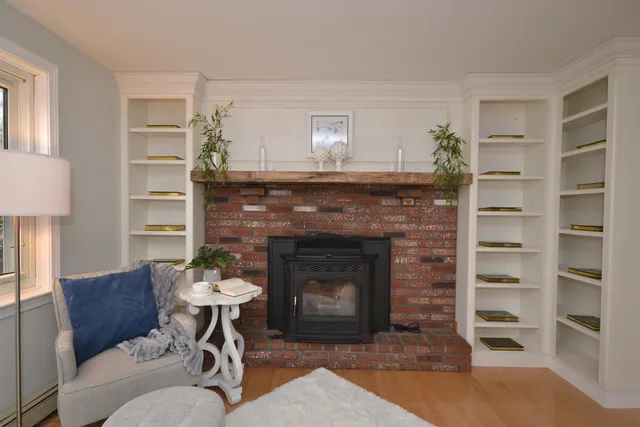 $675,000 | 116 Nashua Road, Bedford, NH 03110