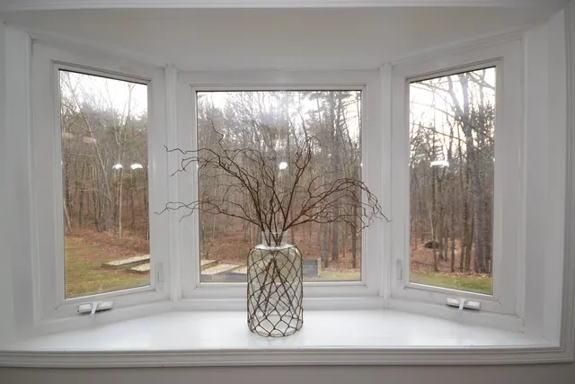 $675,000 | 116 Nashua Road, Bedford, NH 03110