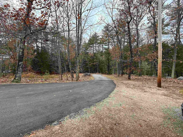 $675,000 | 116 Nashua Road, Bedford, NH 03110