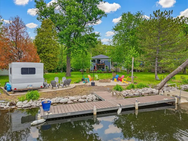 $1,200,000 | 34215 Venice Park Road, Delafield, WI 53018