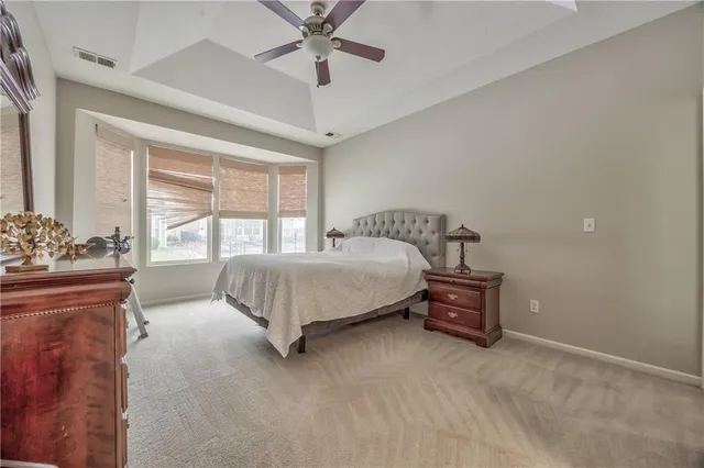 $350,000 | 23304 West 90th Street, Lenexa, KS 66227