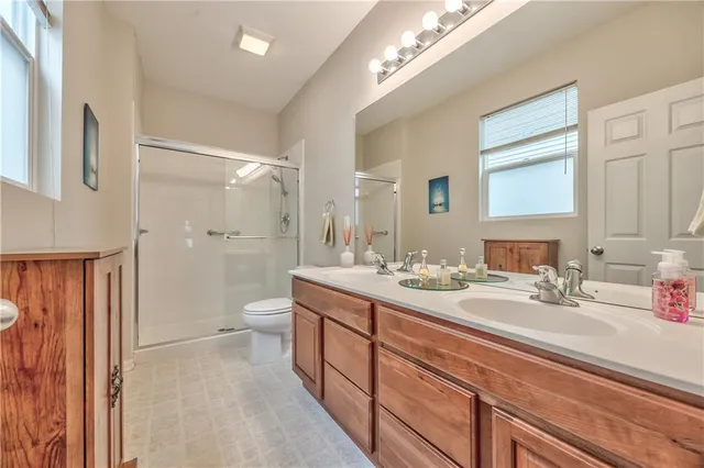 $350,000 | 23304 West 90th Street, Lenexa, KS 66227