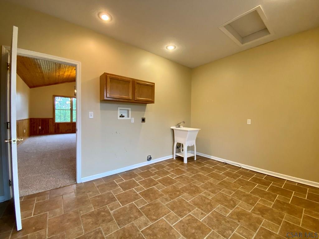 153 Sally Road Johnstown, PA 15906 - Photo 24 of 59