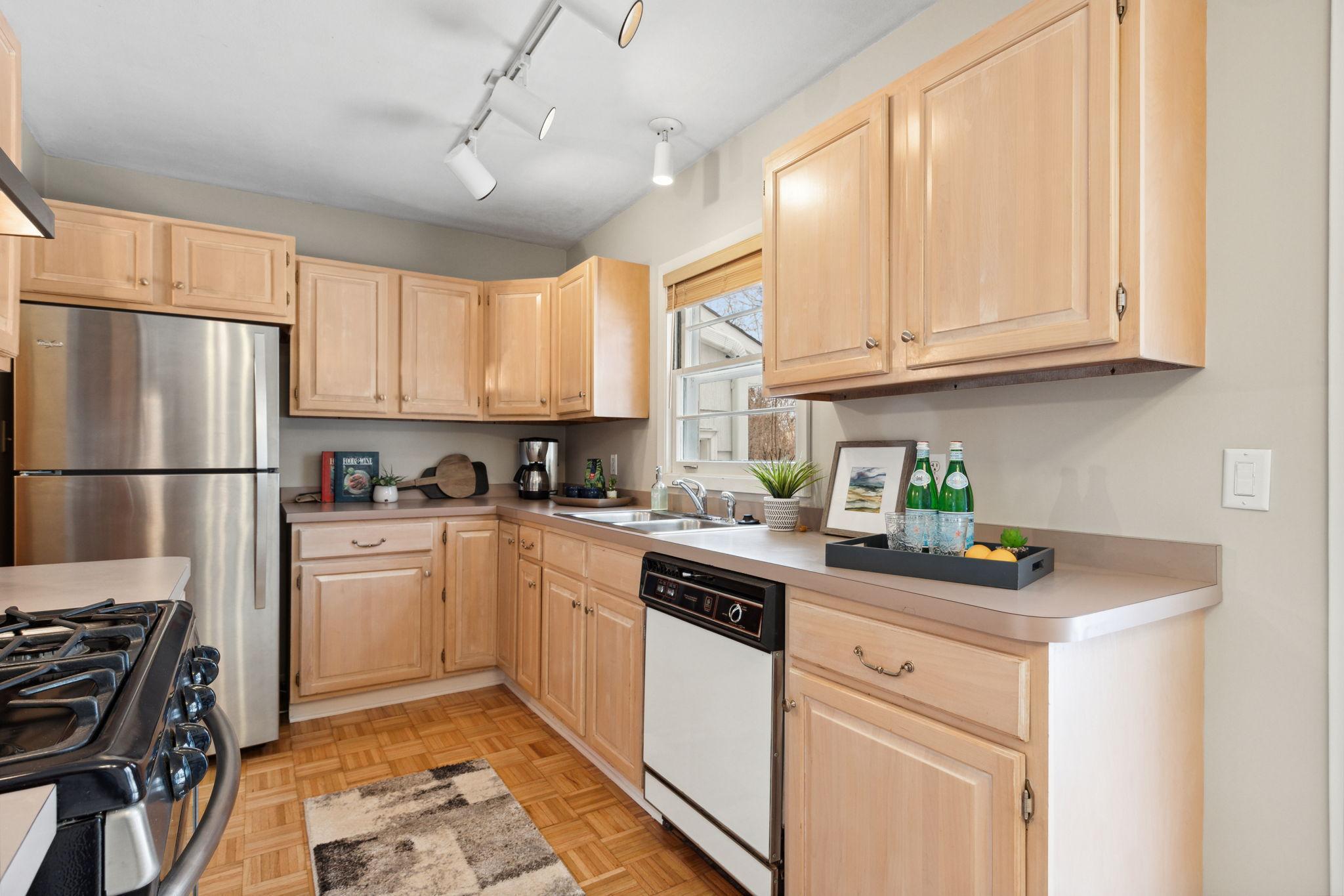 1603 West Rome Avenue St. Paul, MN 55116 - Photo 10 of 30 Gallery Image 10