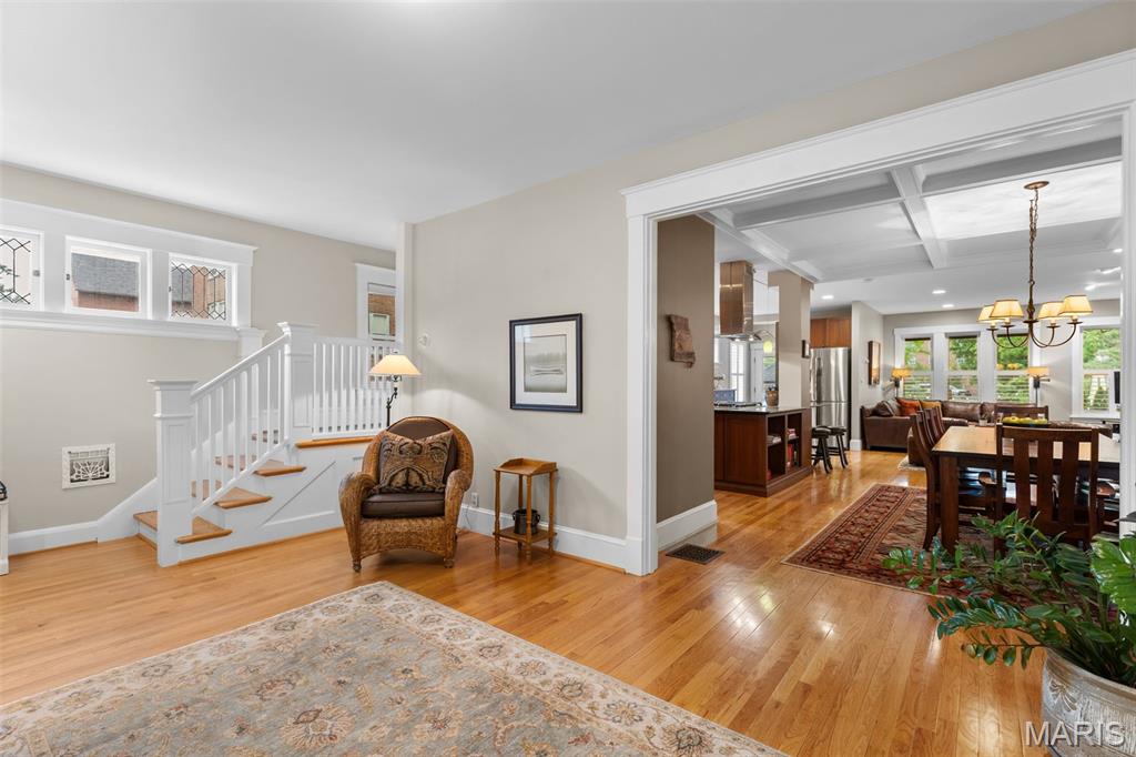 30 Gray Avenue Webster Groves, MO 63119 - Photo 5 of 35