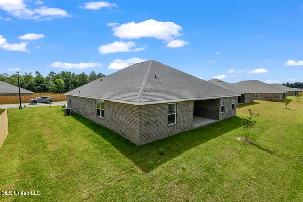 $2,600 | 10191 Woodbury Drive, Gulfport, MS 39503