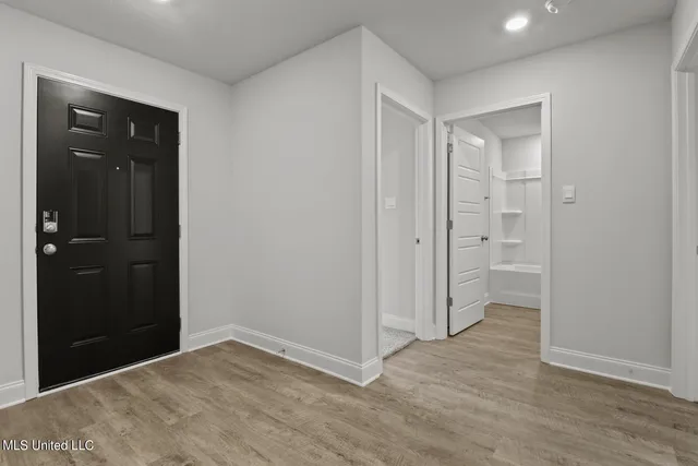 $2,700 | 10191 Woodbury Drive, Gulfport, MS 39503