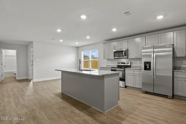 $2,700 | 10191 Woodbury Drive, Gulfport, MS 39503