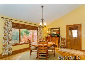 20 Merrills Ridge Road Asheville, NC 28803 - Photo 5 of 24 Gallery Image 5