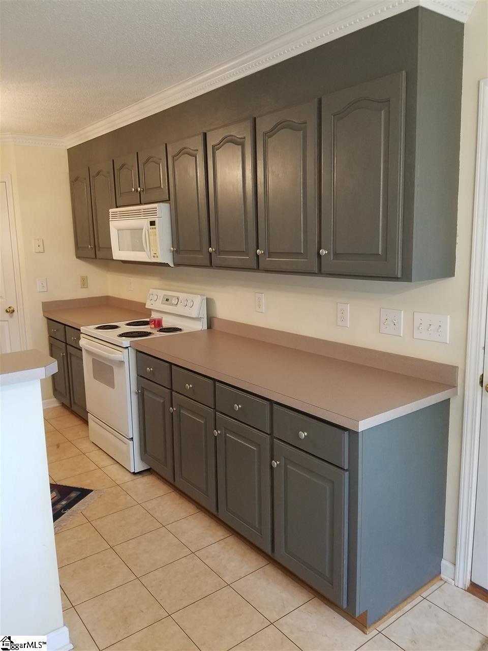 381 Old Farrs Bridge Road Greenville, SC 29611 - Photo 14 of 36 Gallery Image 14
