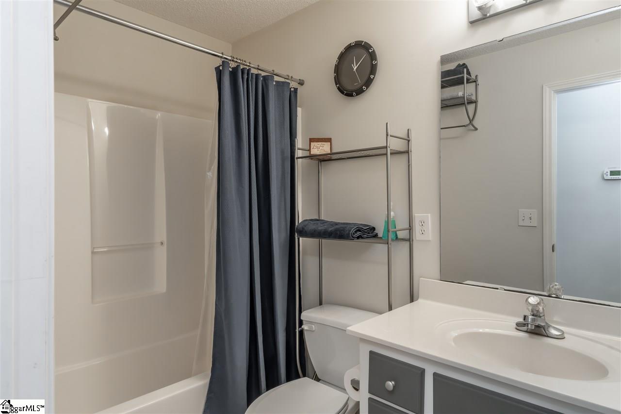 381 Old Farrs Bridge Road Greenville, SC 29611 - Photo 25 of 36 Gallery Image 25