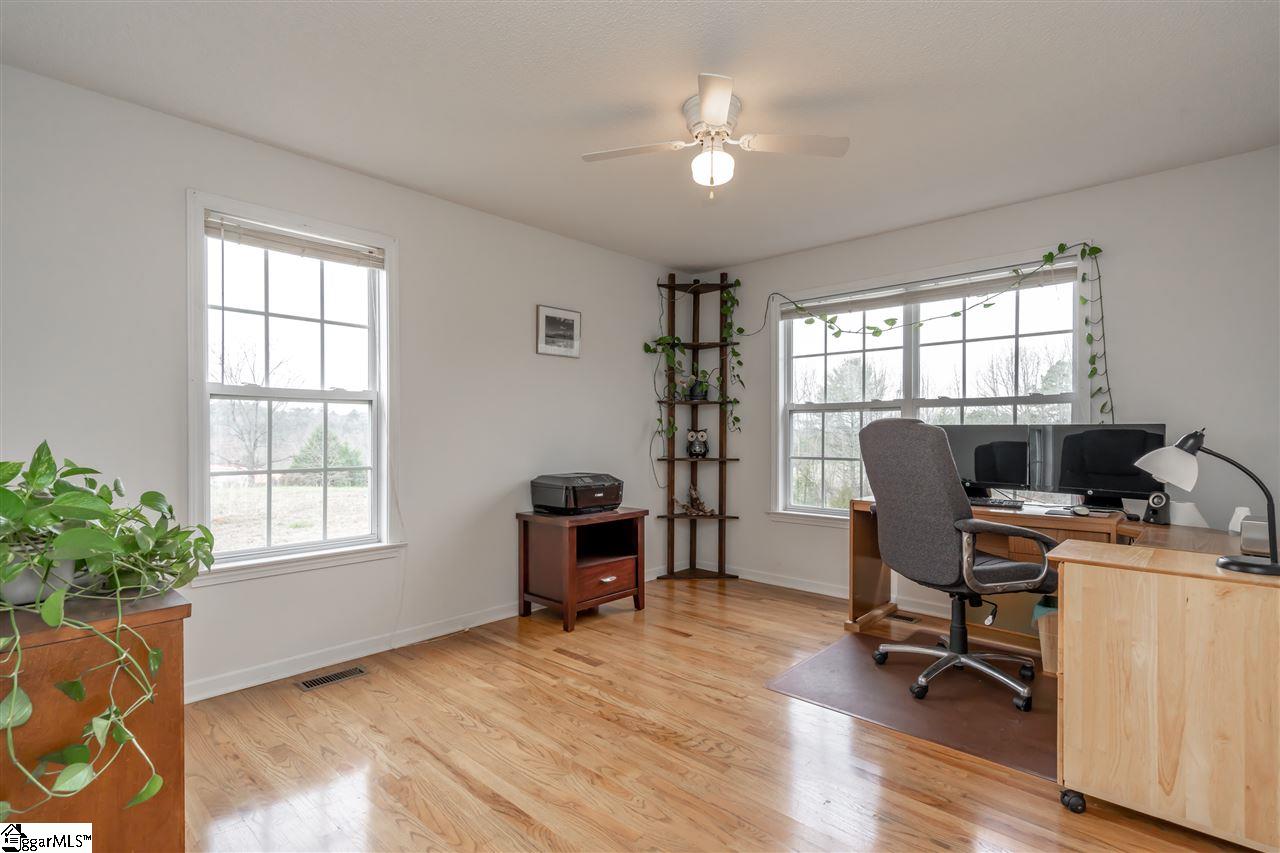 381 Old Farrs Bridge Road Greenville, SC 29611 - Photo 26 of 36 Gallery Image 26