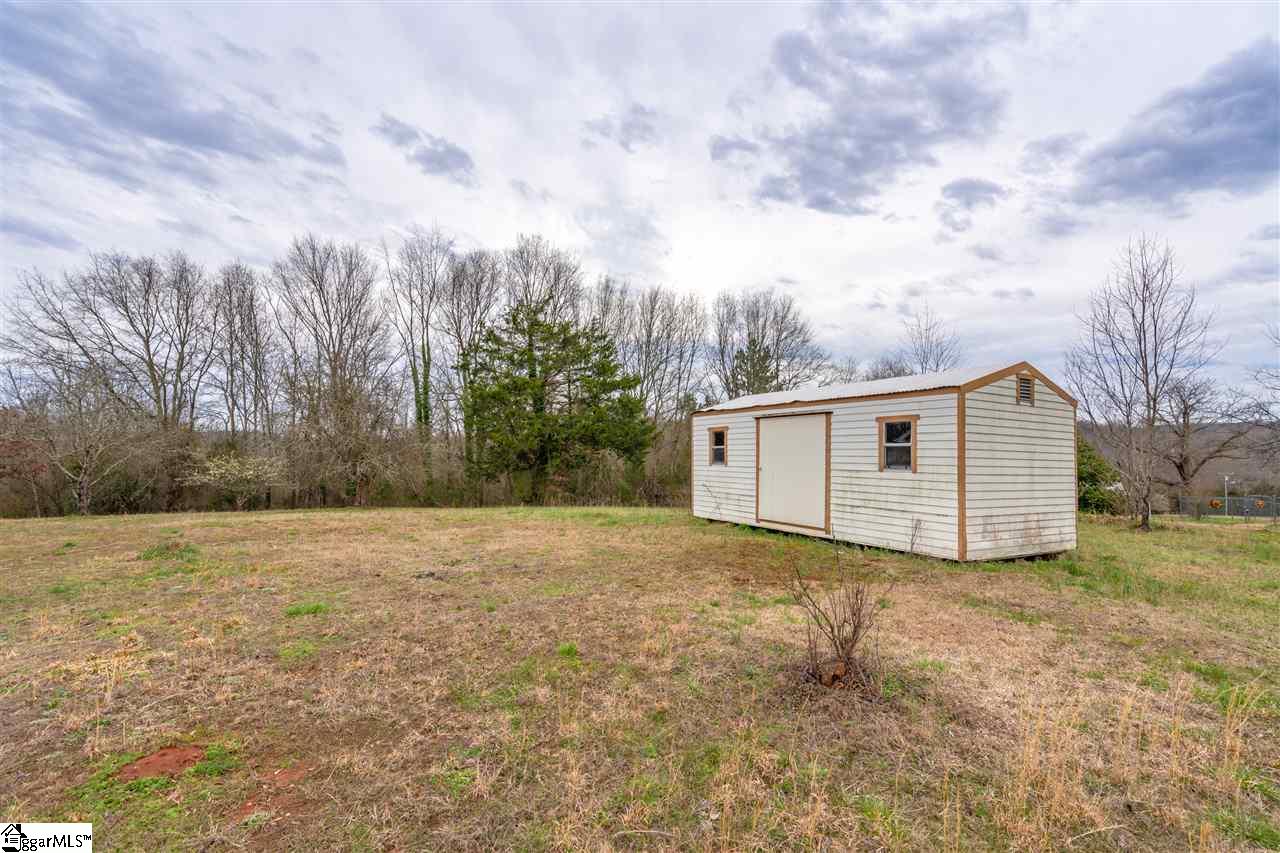 381 Old Farrs Bridge Road Greenville, SC 29611 - Photo 28 of 36 Gallery Image 28
