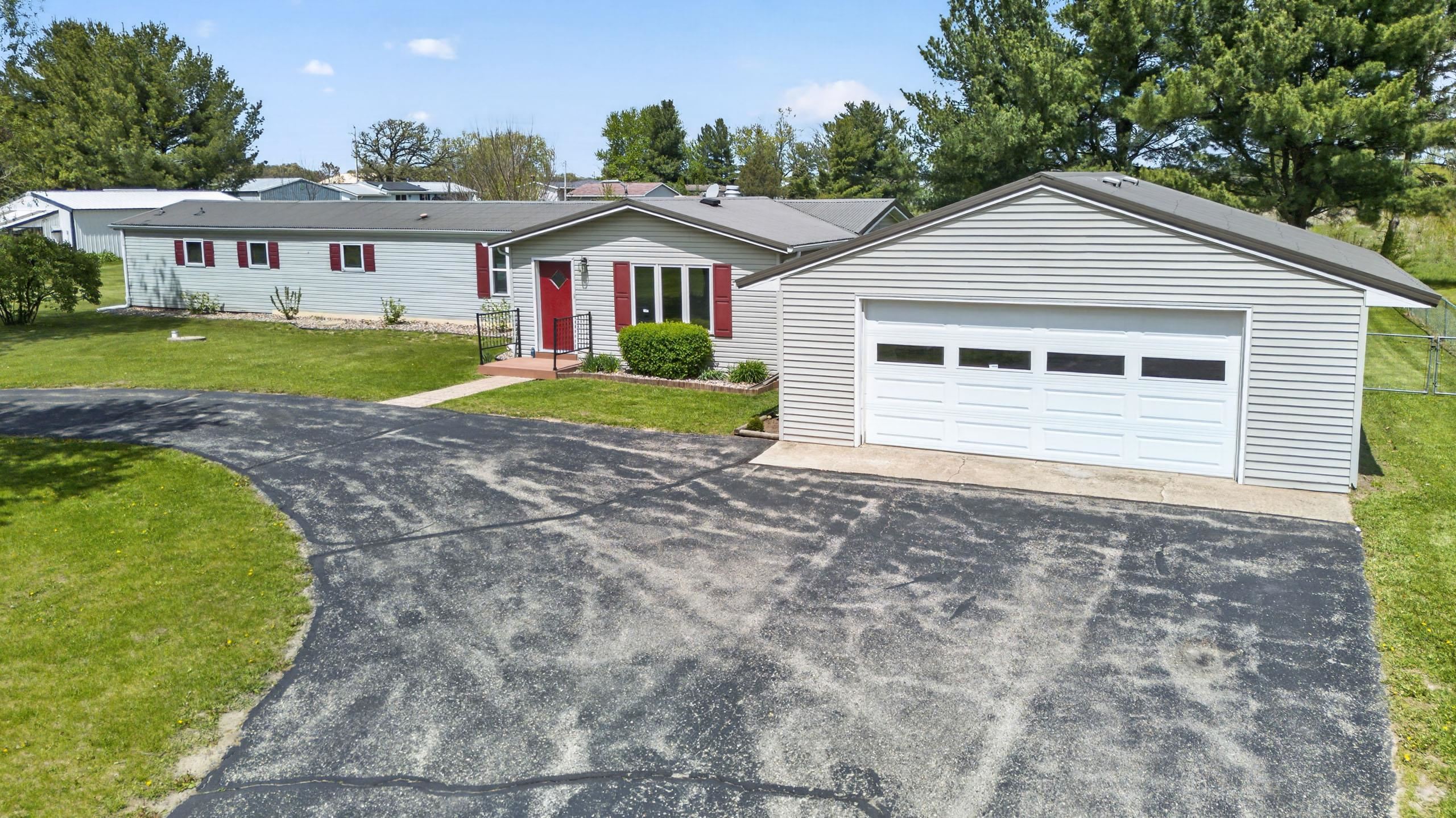 7110 Frenchtown Road Belleville, WI 53508 - Photo 2 of 34