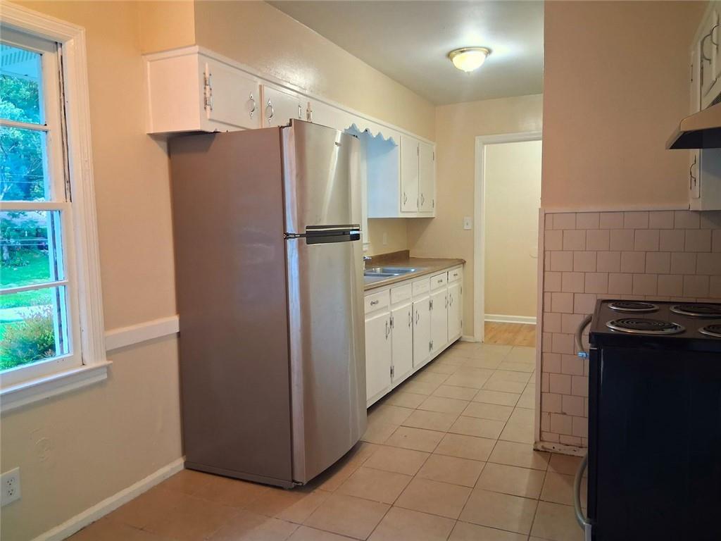1915 Wee Kirk Road Southeast Atlanta, GA 30316 - Photo 11 of 23