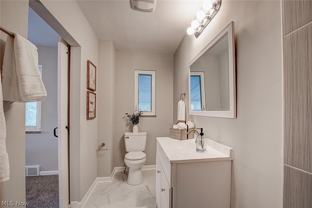 160 Winchester Road Akron, OH 44333 - Photo 19 of 34 Gallery Image 19