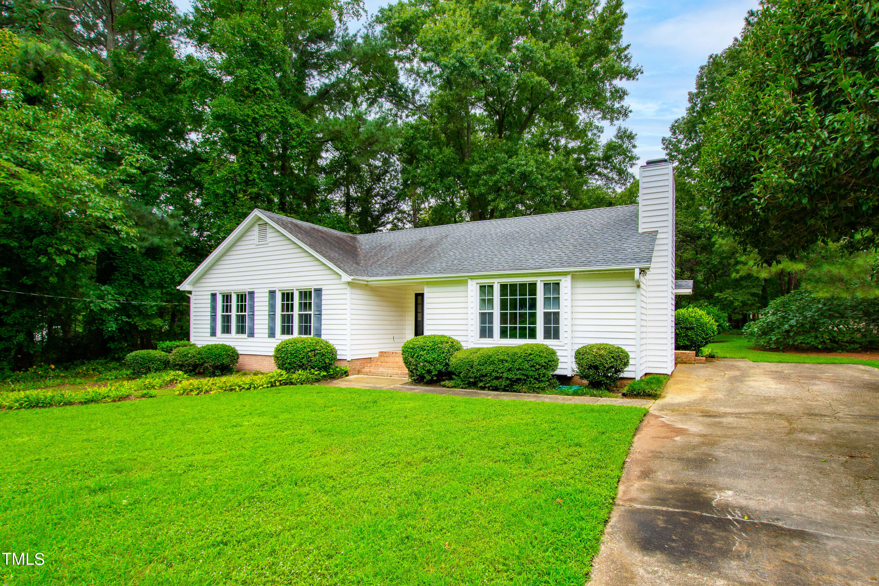 224 Singleton Street Raleigh, NC 27606 - Photo 2 of 49 FrontA
