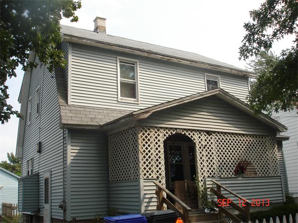 19 Rathbun Street Springfield, MA 01104 - Photo 3 of 5 a front view of a house with garage